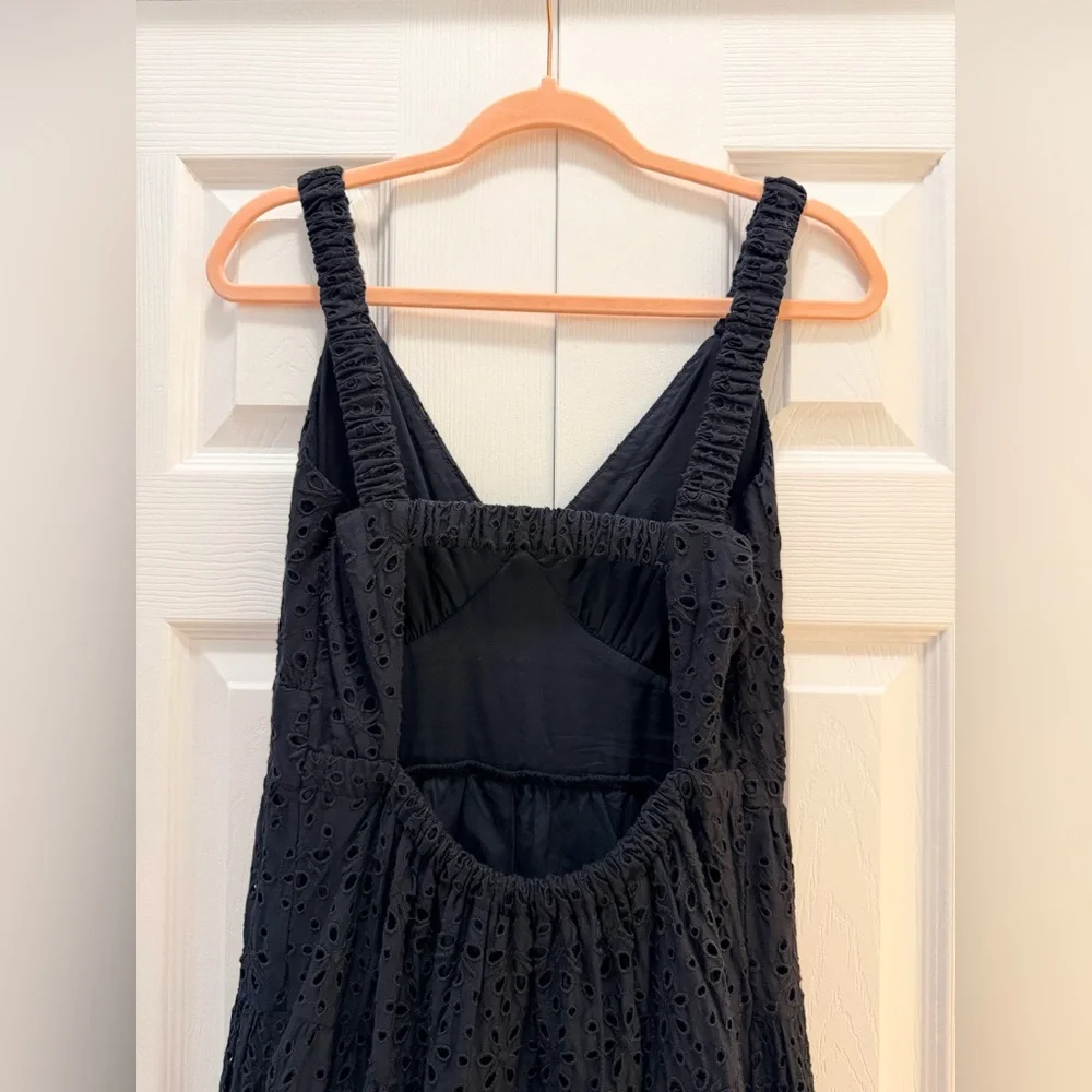 Abercrombie & Fitch chic black