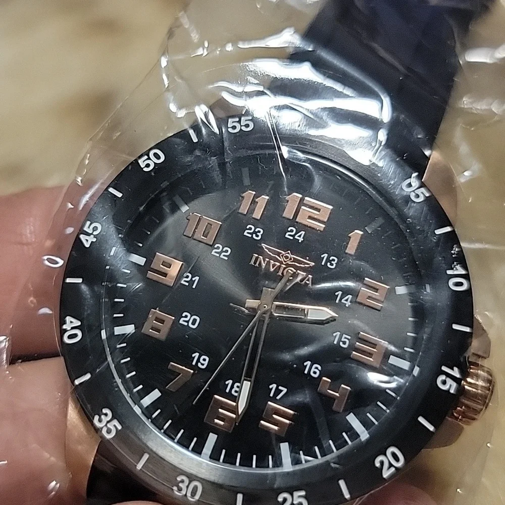 Brand New 4000 Invicta Pro Diver Stratus Black Mens 45mm Rose Gold Accent Watch
