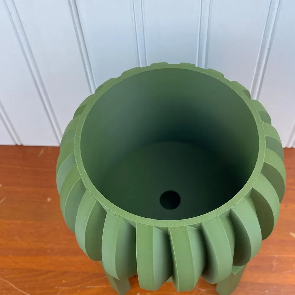 Jone Planter Pot, Indoor Planter w/ Drainage Hole and Drip Tray