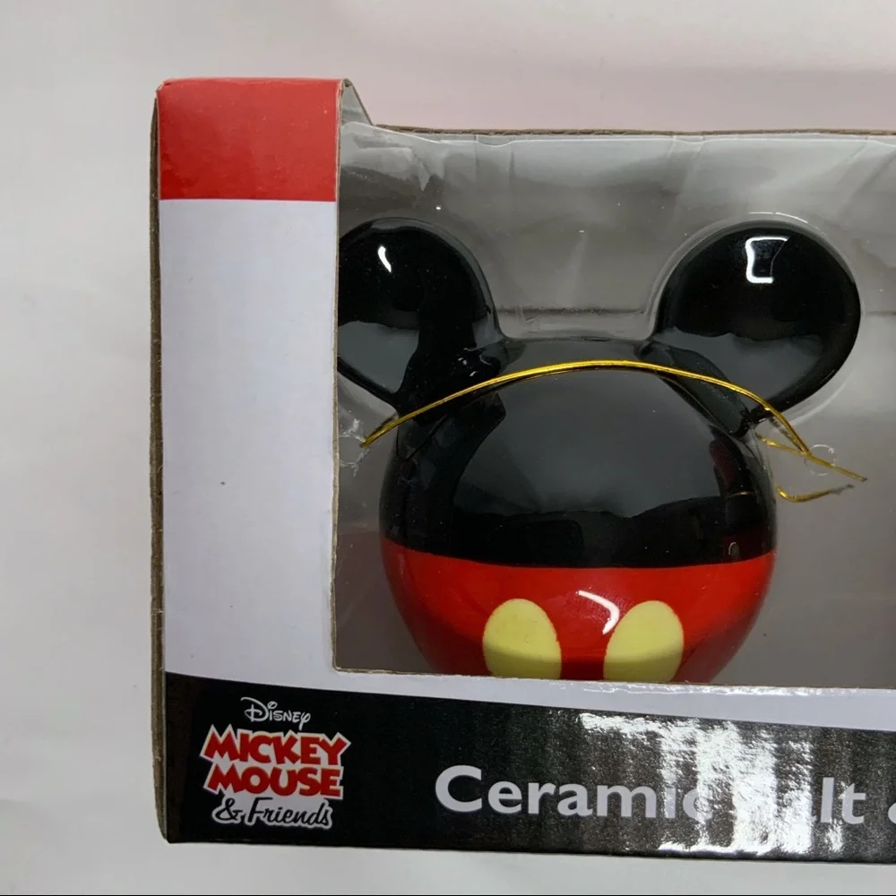 Mickey & Minnie Mouse Salt and Pepper Shakers Set