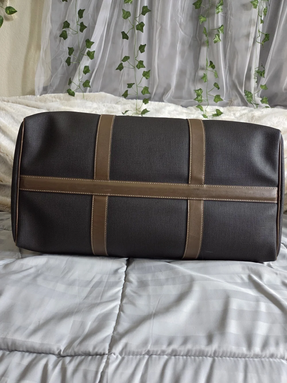 Dunhill textured pvc