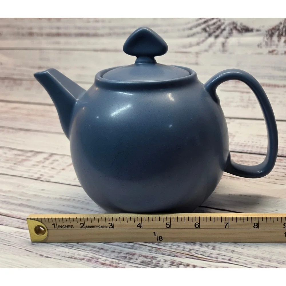 Chantal ceramic teapot