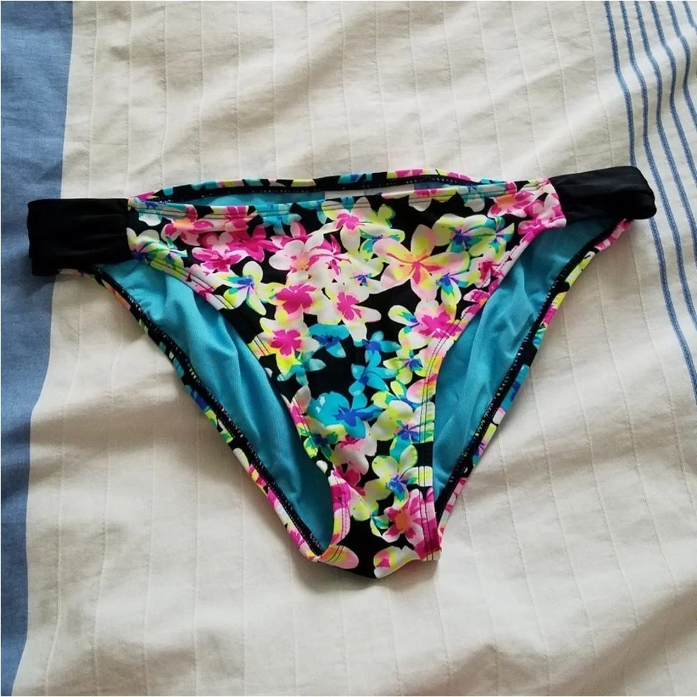 Sexy Black Floral Bikini Bottom California Waves