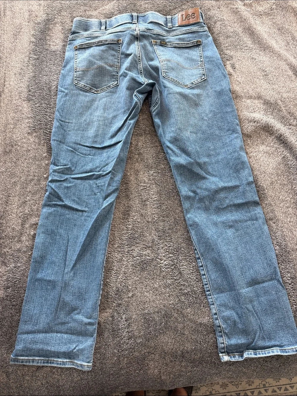 Lee Men’s Medium Blue Straight Jeans